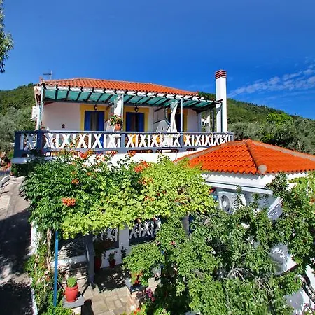 Alexandra Sofia Apartment *