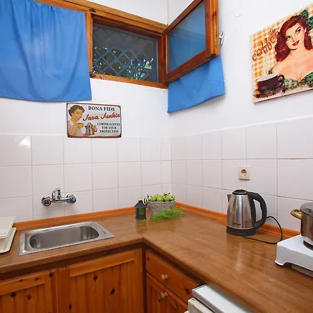 Alexandra Sofia 스타피로스