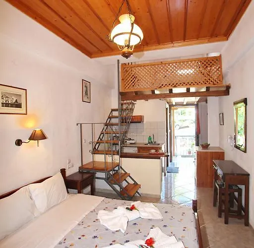 Alexandra Sofia דירה *